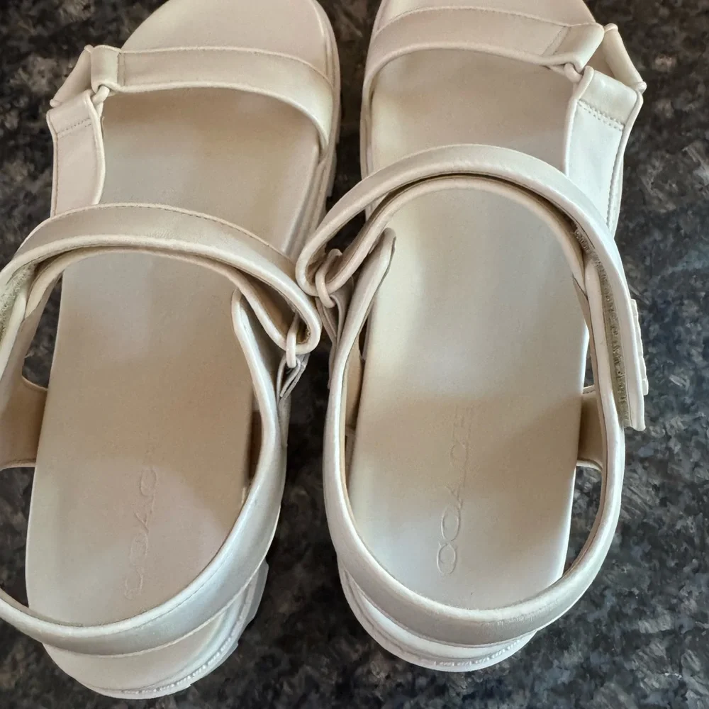 Coach Women Signature Logo Calf Leather and Raffia Sport Comfort Sandal Slide 11